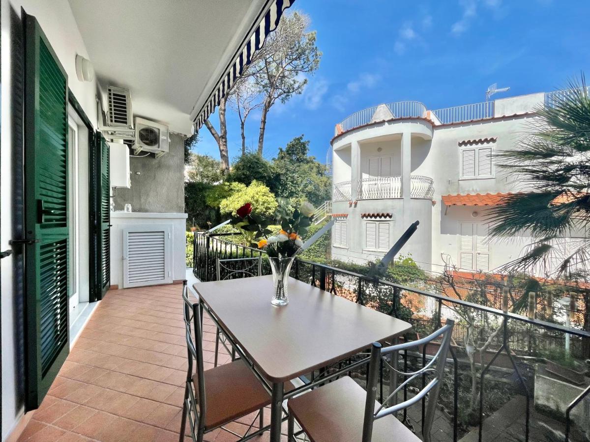 Casa Vacanze Mariafrancesca Isquia Exterior foto