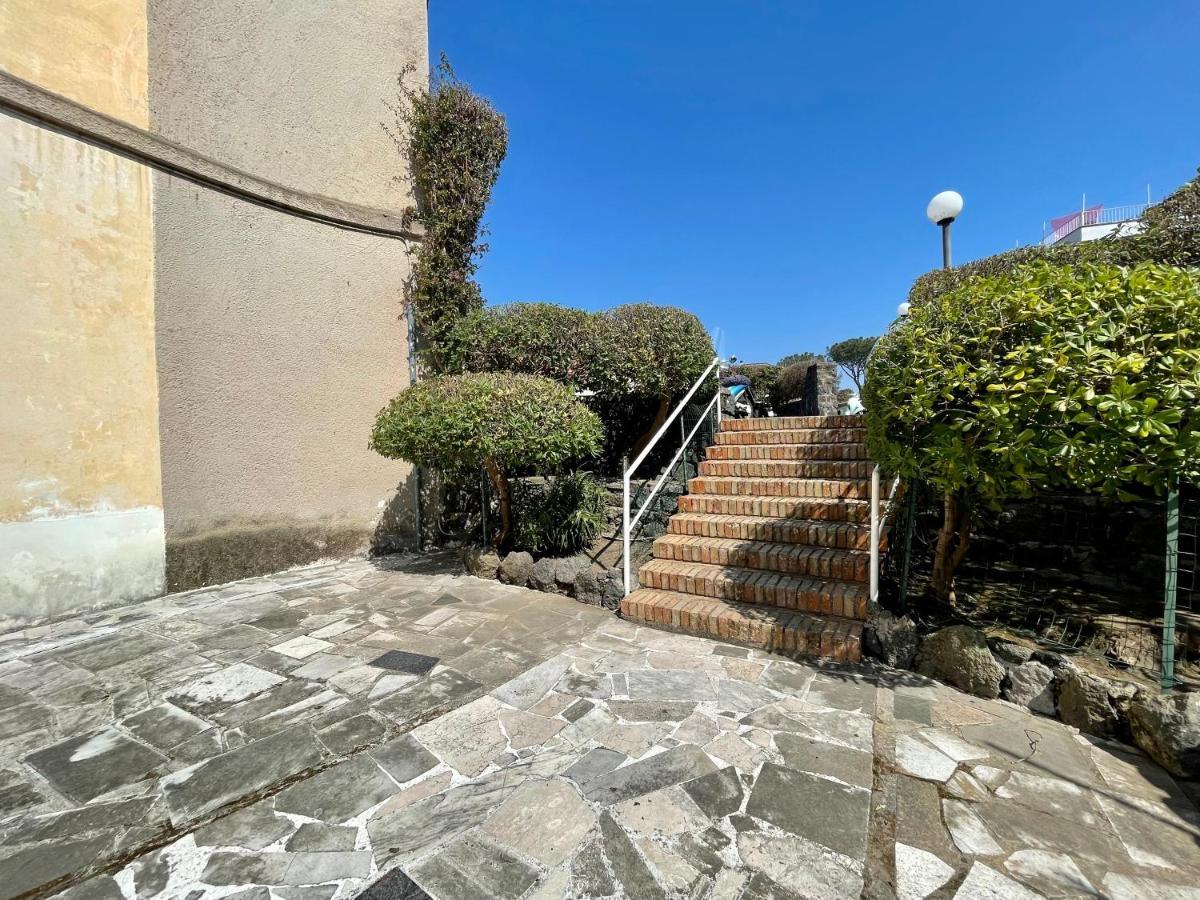 Casa Vacanze Mariafrancesca Isquia Exterior foto